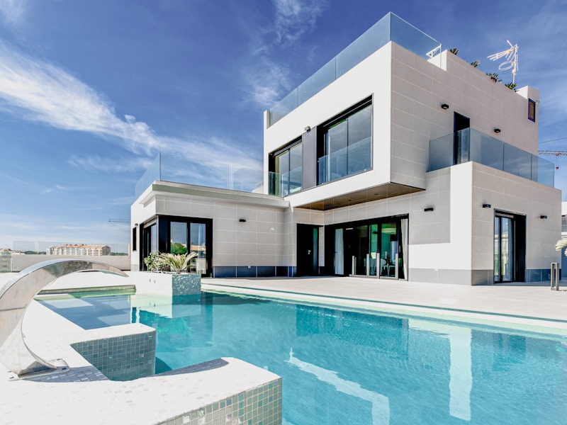 Luxurious 4 Bedroom Villa in Karen - Thumbnail 2